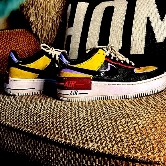 Nike shadow Air Force One limited edition shoes 🫦 - Picture 2 of 4